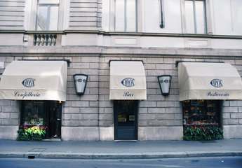 Кондитерская Cova